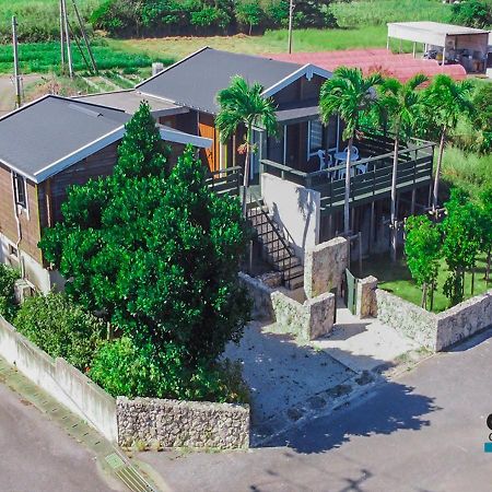 石田ヴィレッジ 満天の星空が見えるログハウスを貸し切り 宮古空港から8分 無料駐車場付 長期滞在可 Miyakojima  Ngoại thất bức ảnh
